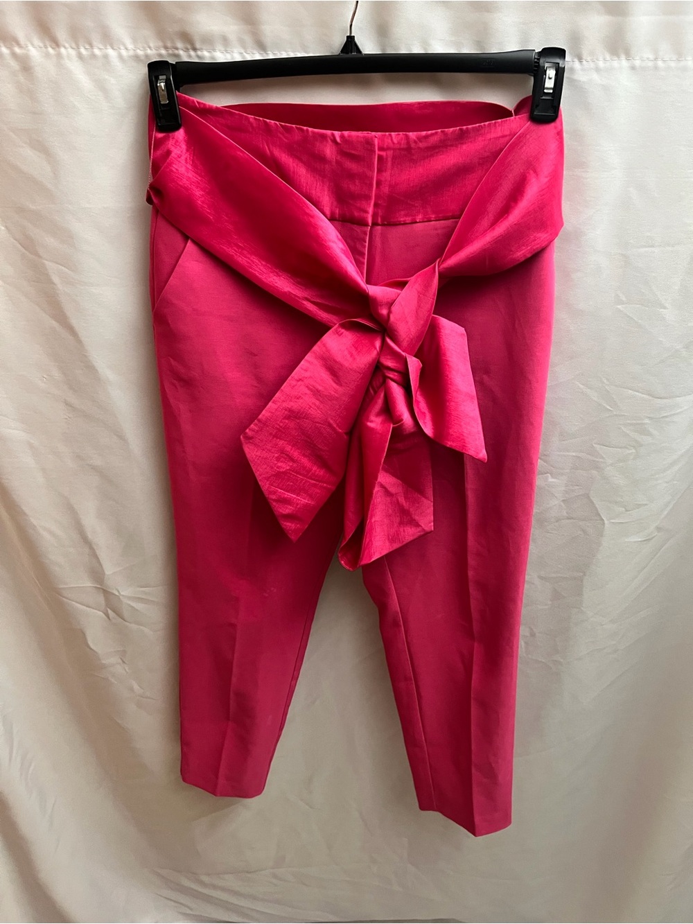 New York & Company Hot Pink Tie Waist Cropped Pants Size Medium
